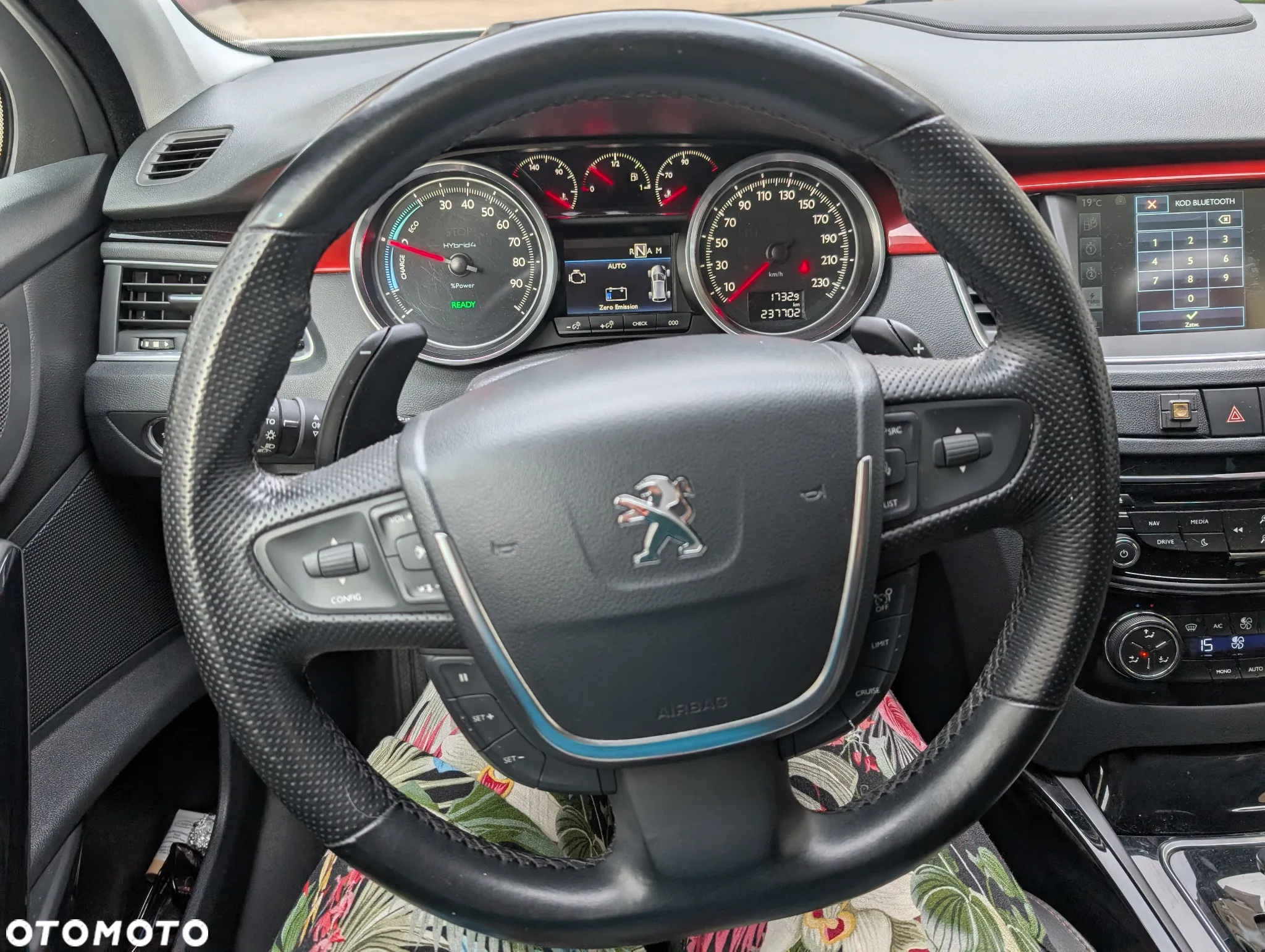 Peugeot 508 RXH 2.0 HDi HYbrid4 - 14