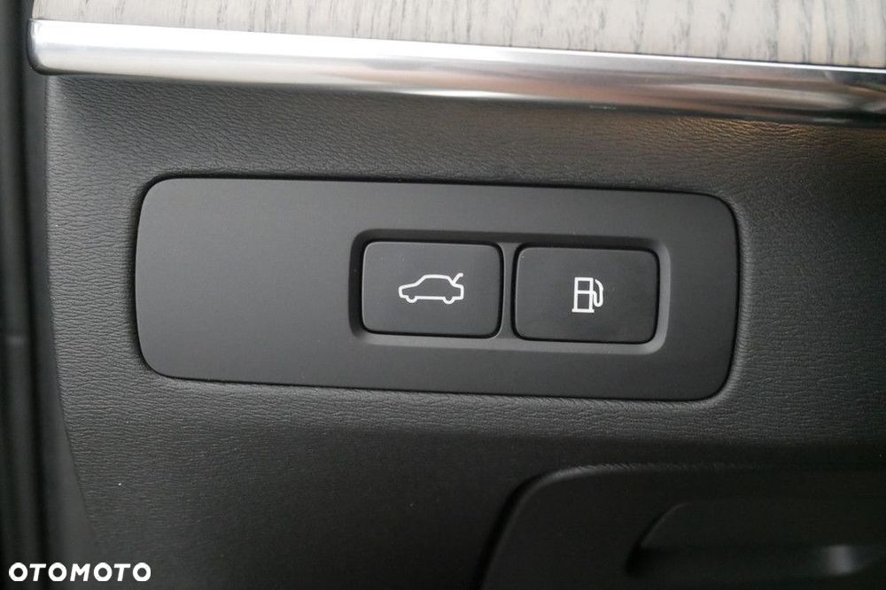Volvo XC 90 - 19