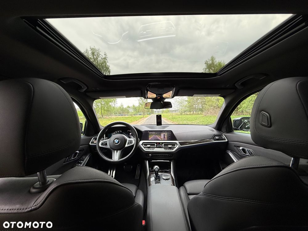 BMW Seria 3 330i M Sport - 7