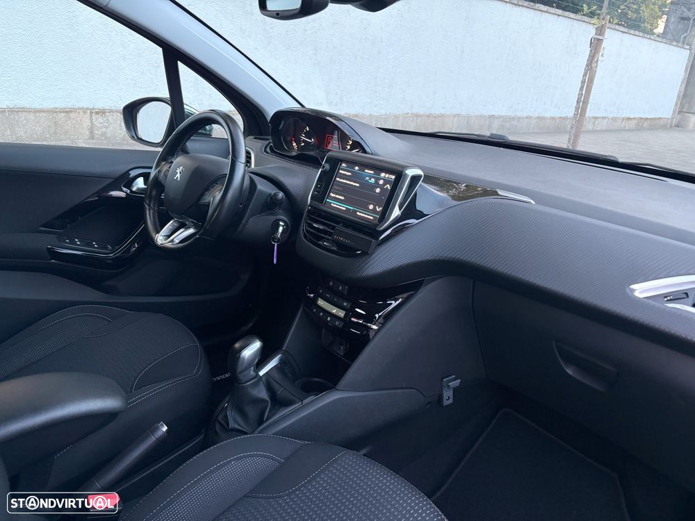 Peugeot 208 1.6 BlueHDi Allure - 22