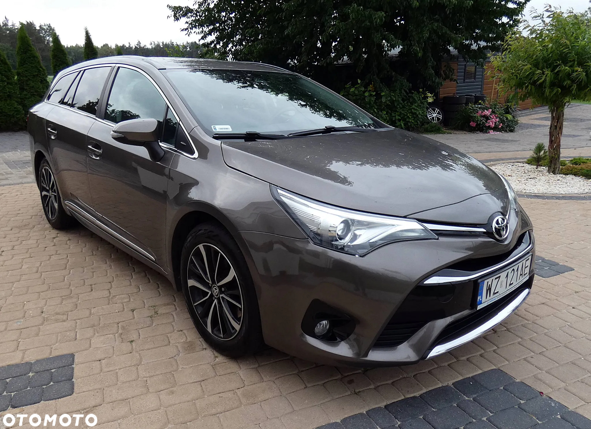 Toyota Avensis 2.0 D-4D Premium - 33
