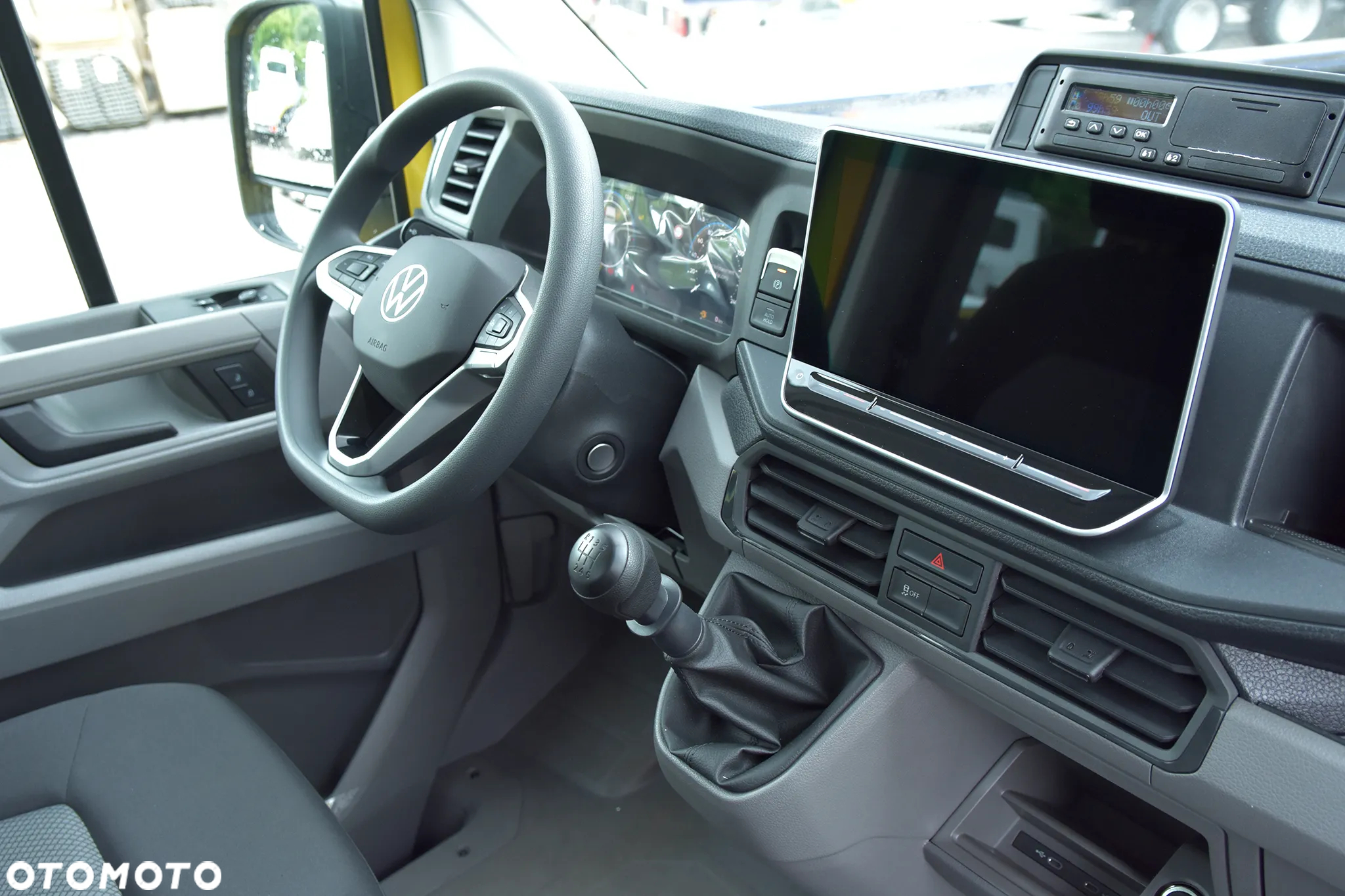 Volkswagen Crafter autolaweta PPP pomoc drogowa - 20