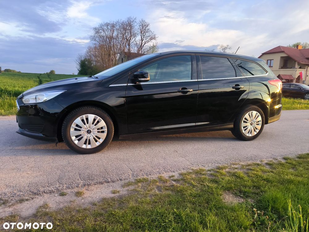 Ford Focus - 34