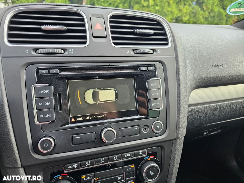 Volkswagen Golf - 30