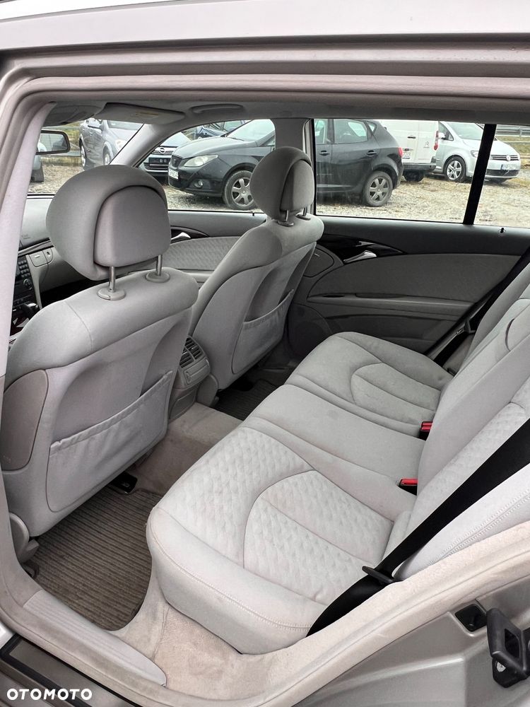 Mercedes-Benz Klasa E 200 Kompressor Automatik Classic - 9