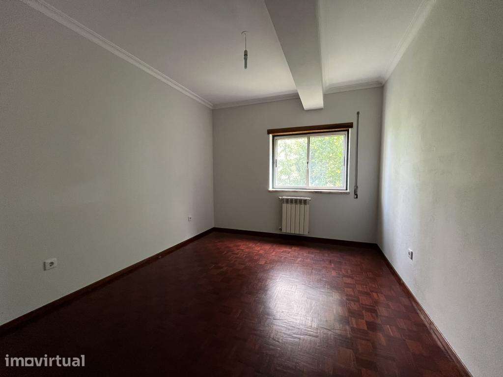 Apartamento T3+1 no centro da Guarda - Grande imagem: 4/14