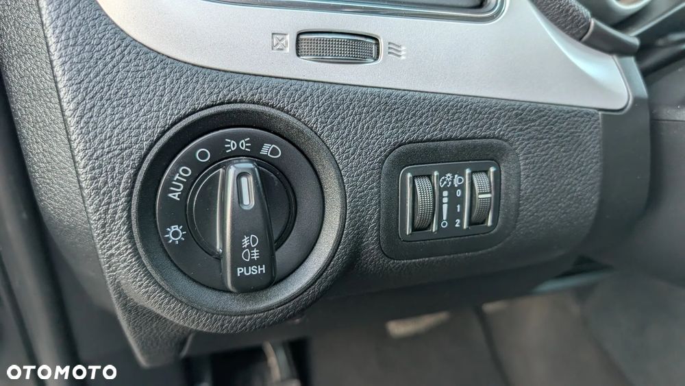 Fiat Freemont 2.0 Multijet 16V DPF Automatik Allrad Lounge - 19