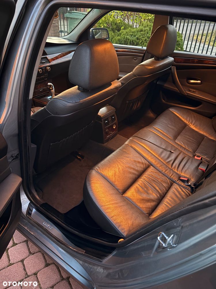 BMW Seria 5 - 25