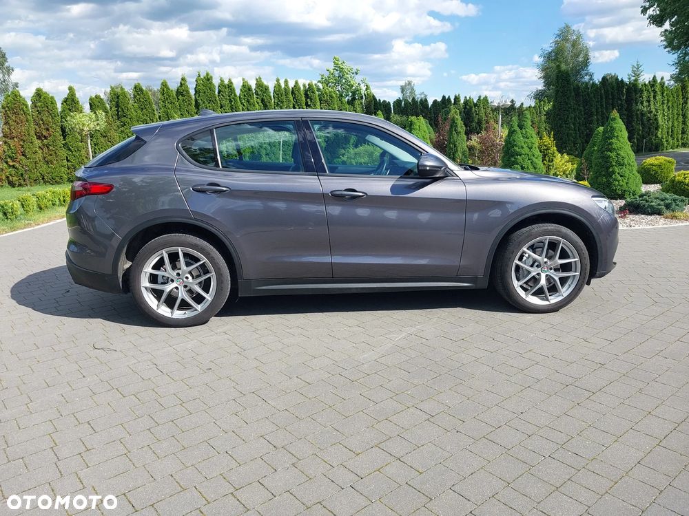 Alfa Romeo Stelvio 2.2 JTDM Super Q4 - 8