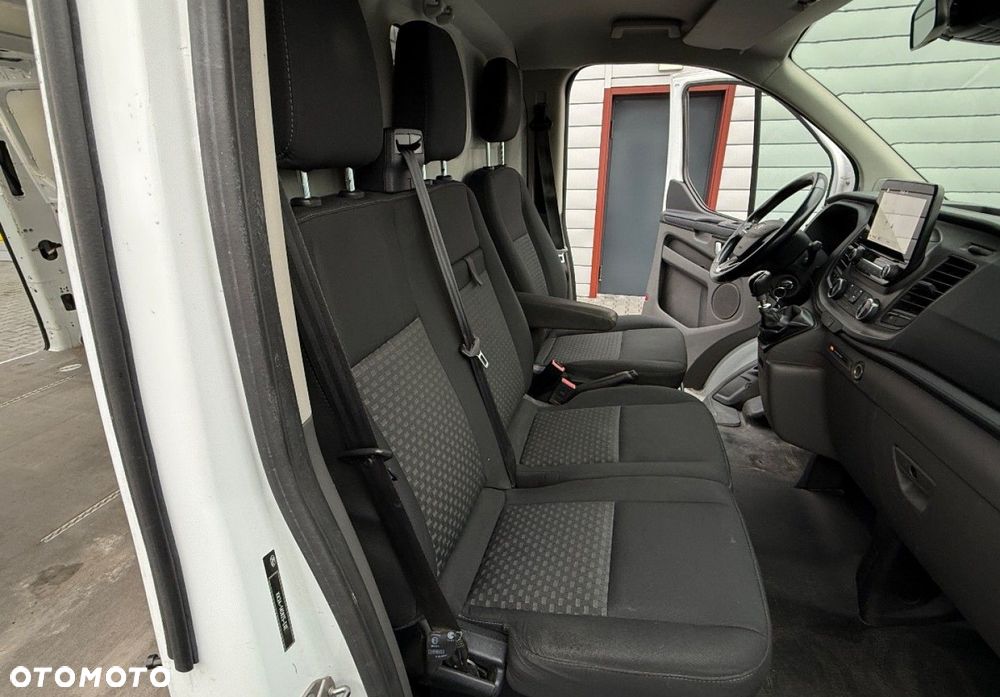 Ford Transit Custom - 21