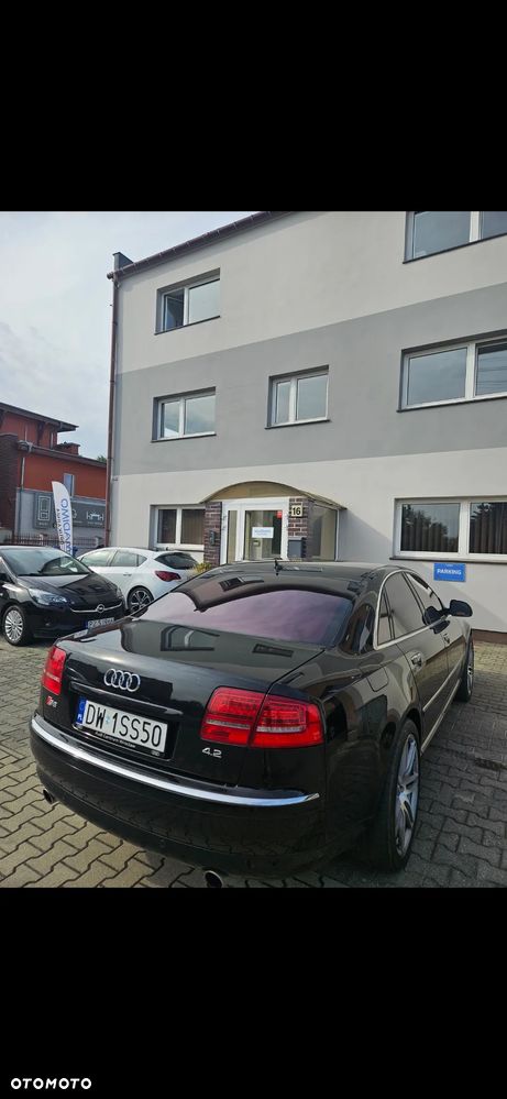 Audi A8 4.2 FSI Quattro - 13