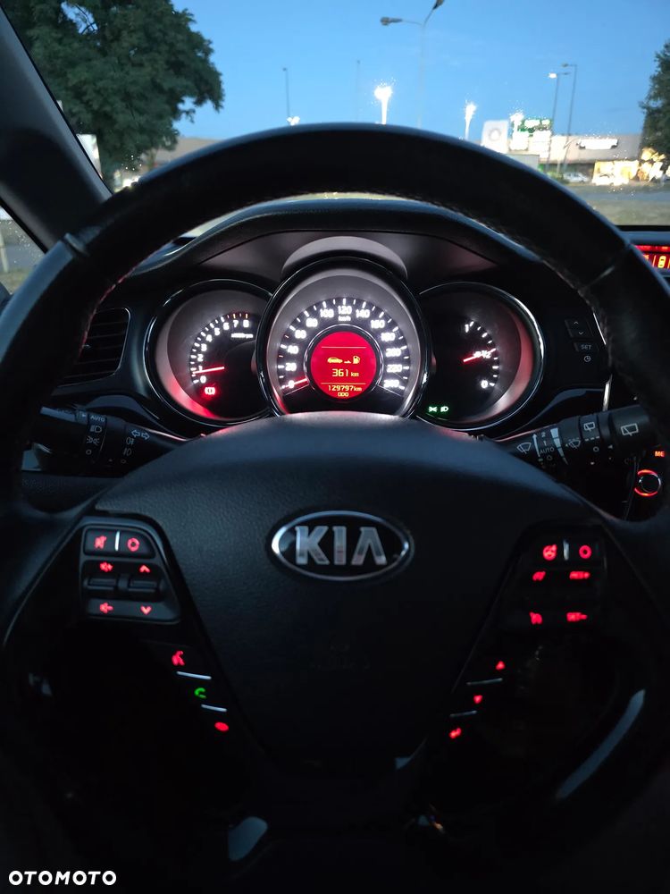 Kia Ceed 1.6 GDI L Business Line - 23