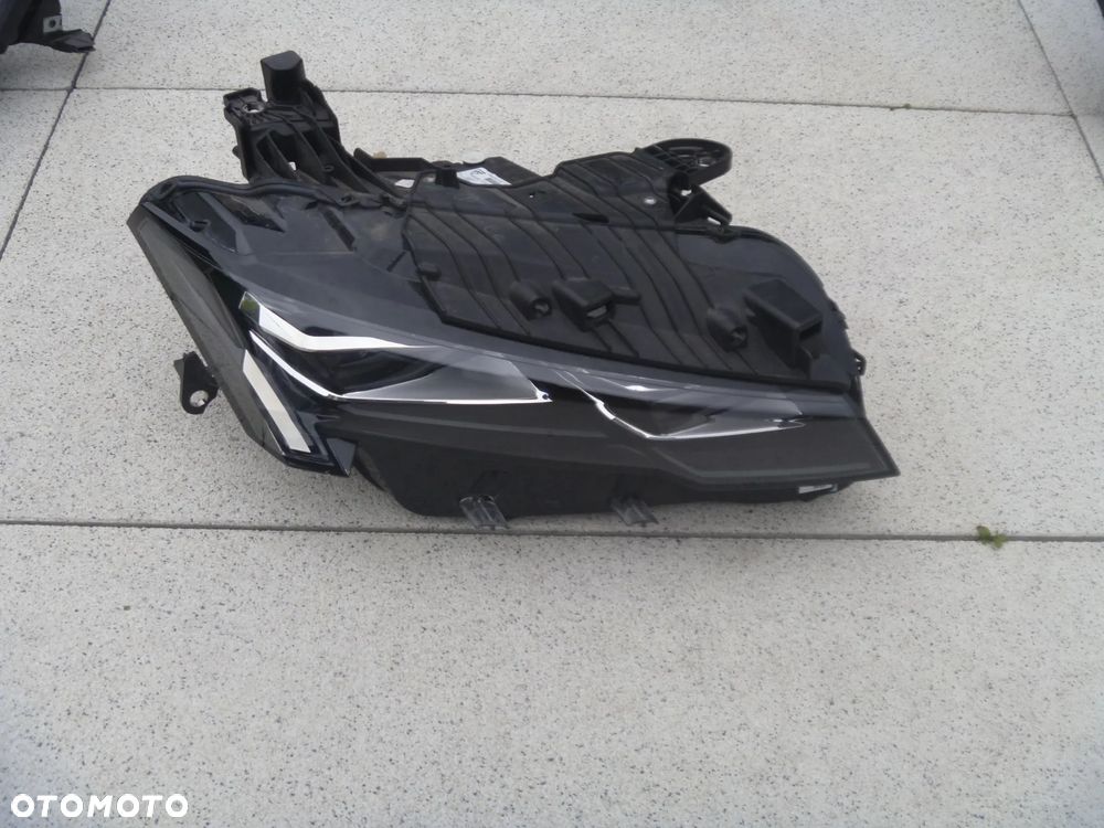 PEUGEOT 308 T10 LAMPA PRZOD PRAWA STRONA FULL LED MATRIX 9849114880