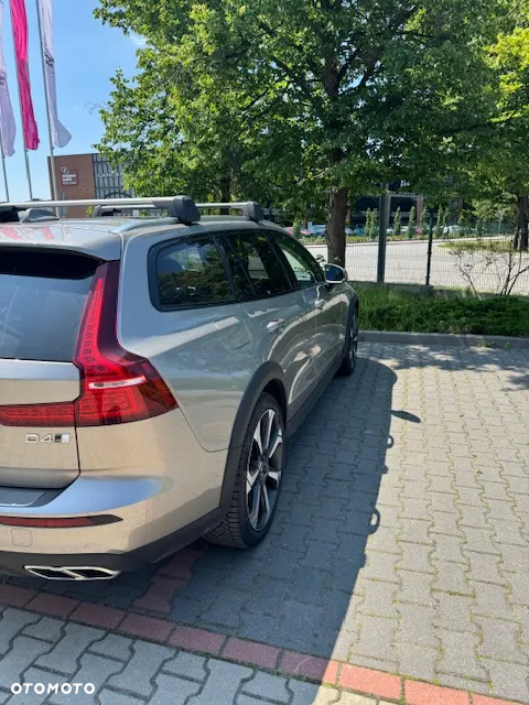 Volvo V60 Cross Country D4 AWD - 13
