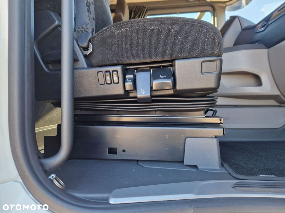 Scania R 460 A4x2NA - 10