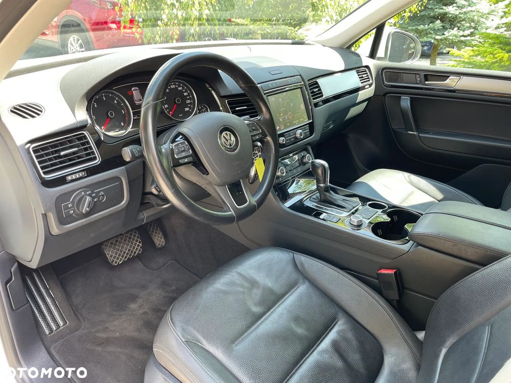 Volkswagen Touareg 3.0 V6 TDI Blue Motion DPF Automatik - 13