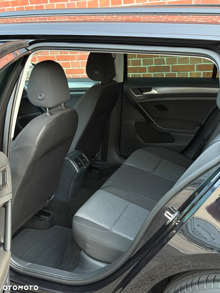 Volkswagen Golf 1.6 TDI BlueMotion Trendline - 14