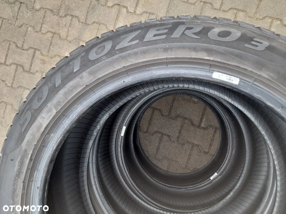 Opony zimowe Pirelli Winter Sottozero 3 255/45 19 104V M+S - 4