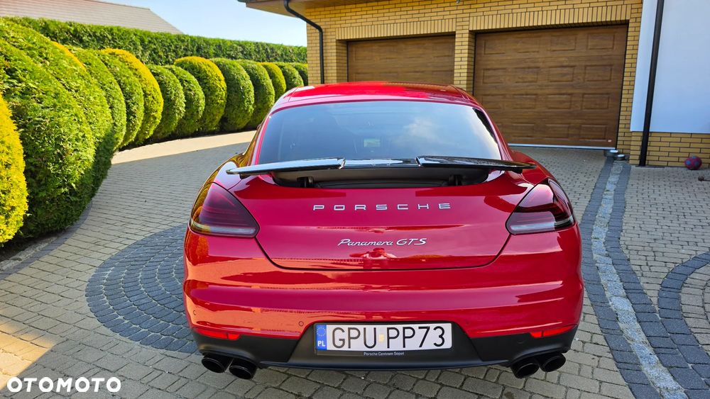 Porsche Panamera GTS - 4