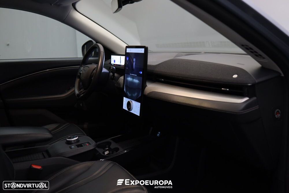 Ford Mustang Mach-E 98.7 kWh Premium - 27