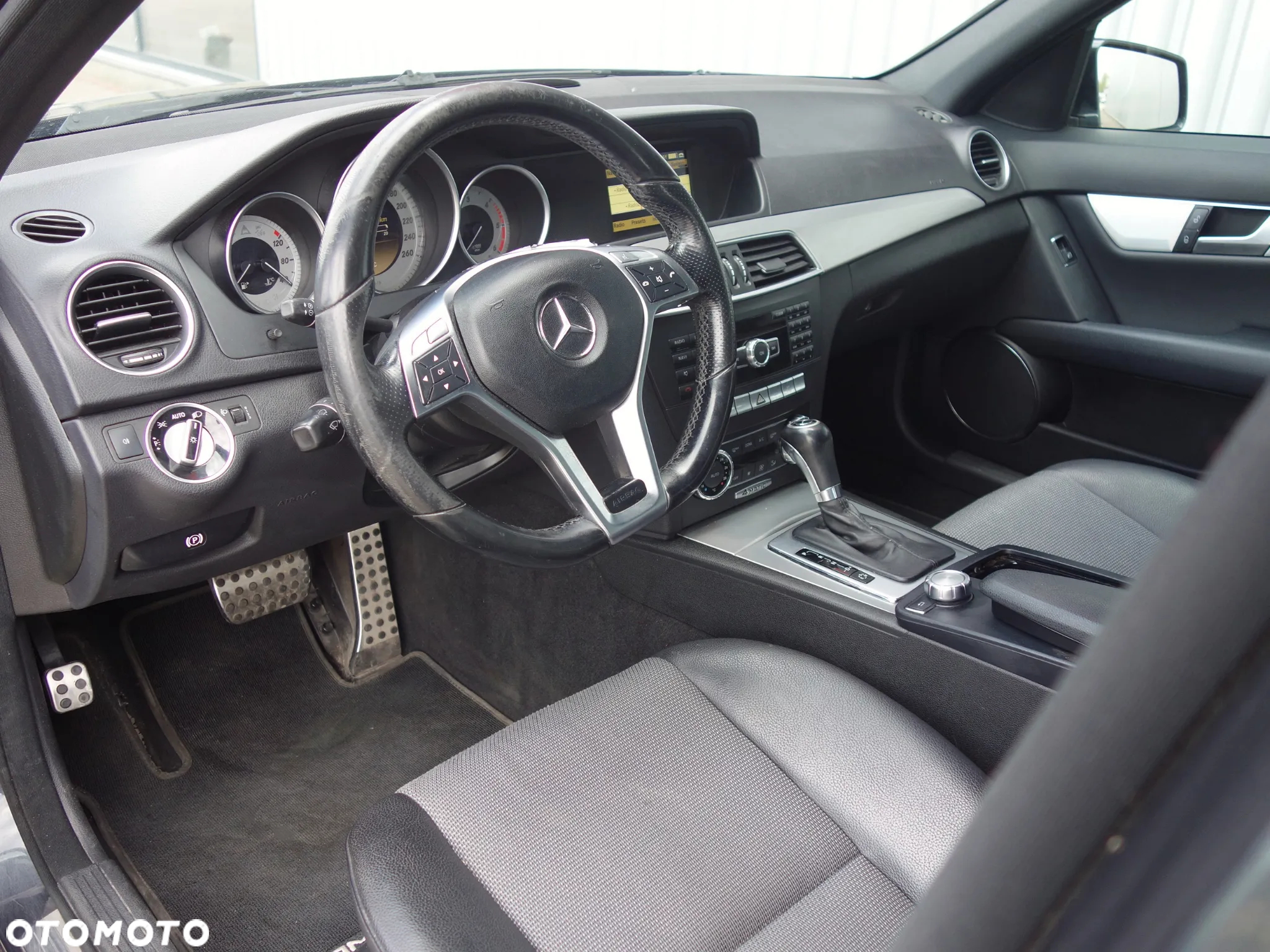 Mercedes-Benz Klasa C 250 (BlueTEC) d 4Matic T 7G-TRONIC AMG Line - 21