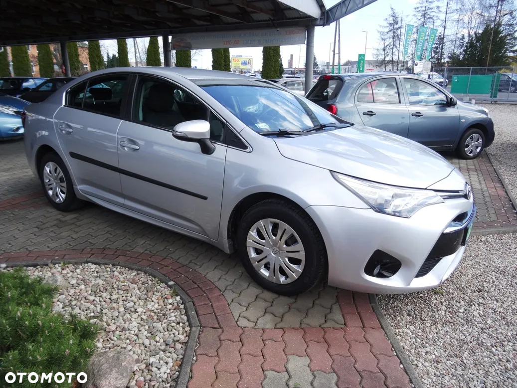 Toyota Avensis 1.6 D-4D Active - 4