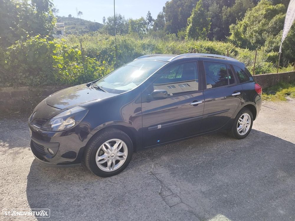 Renault Clio Sport Tourer - 1