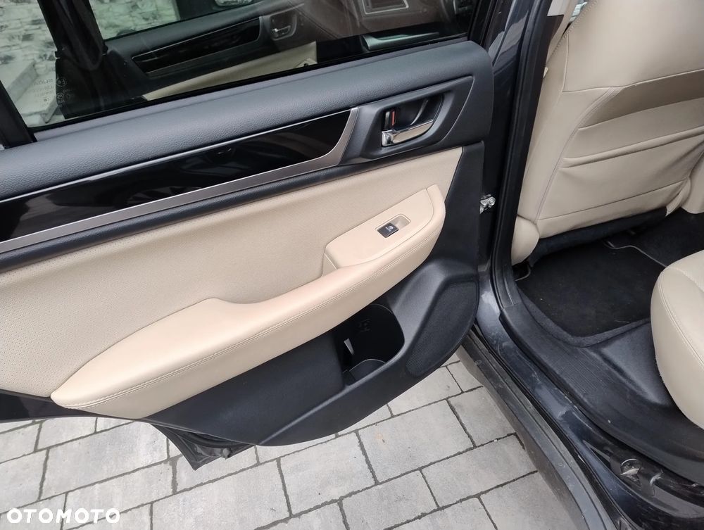 Subaru Outback 2.0D Exclusive Lineartronic - 20