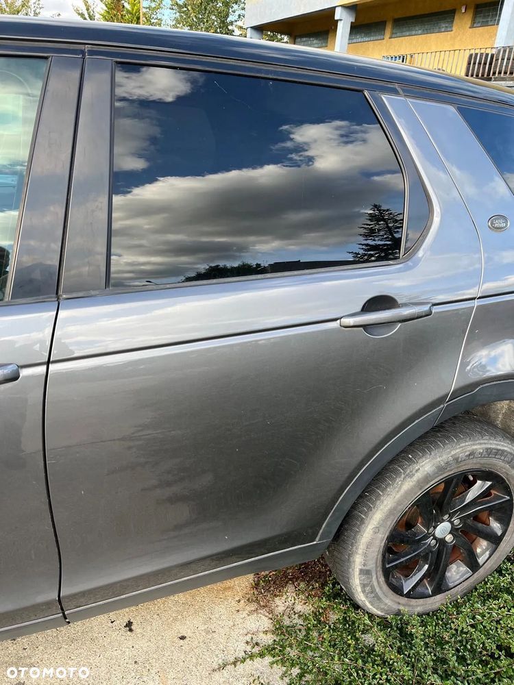 Drzwi tylne lewe LRC 1AB Corris Grey kompletne Land Rover Discovery Sport L550 - 1