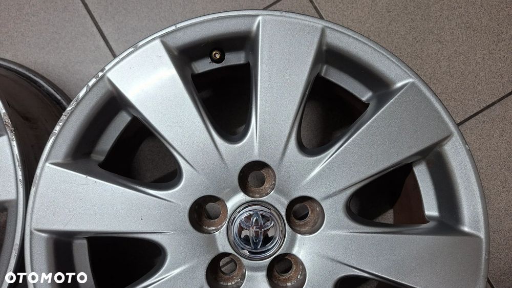 Felgi Aluminiowe 16 Toyota Avensis T25 5x100 ET 45 - 10