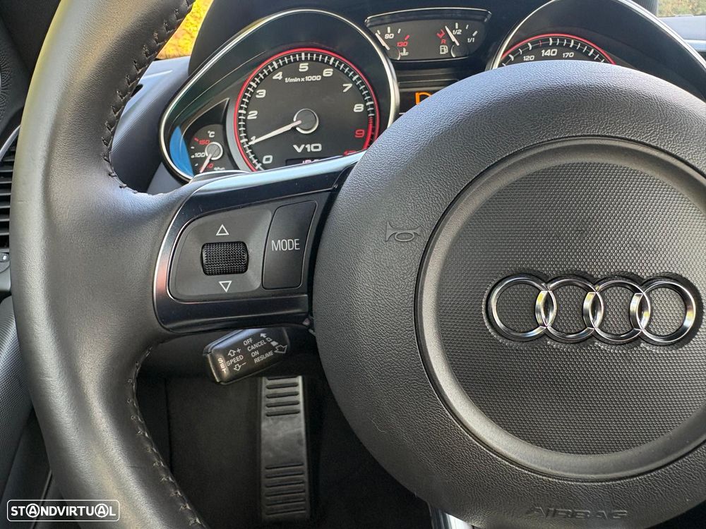 Audi R8 Coupé 5.2 FSI quattro R tronic - 15