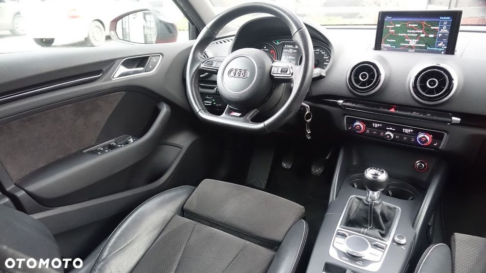 Audi A3 Sportback - 32