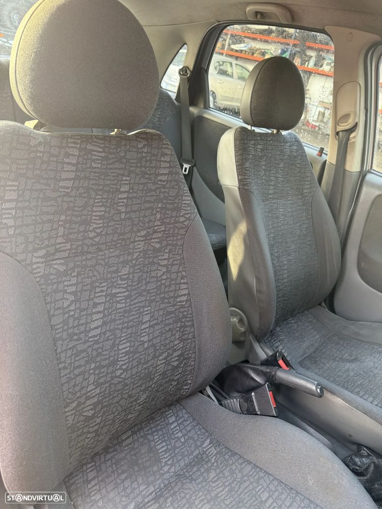 Opel Corsa 1.2 16V Confort - 11