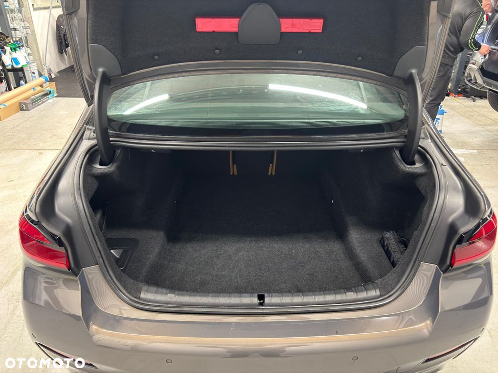BMW Seria 5 540d xDrive - 16