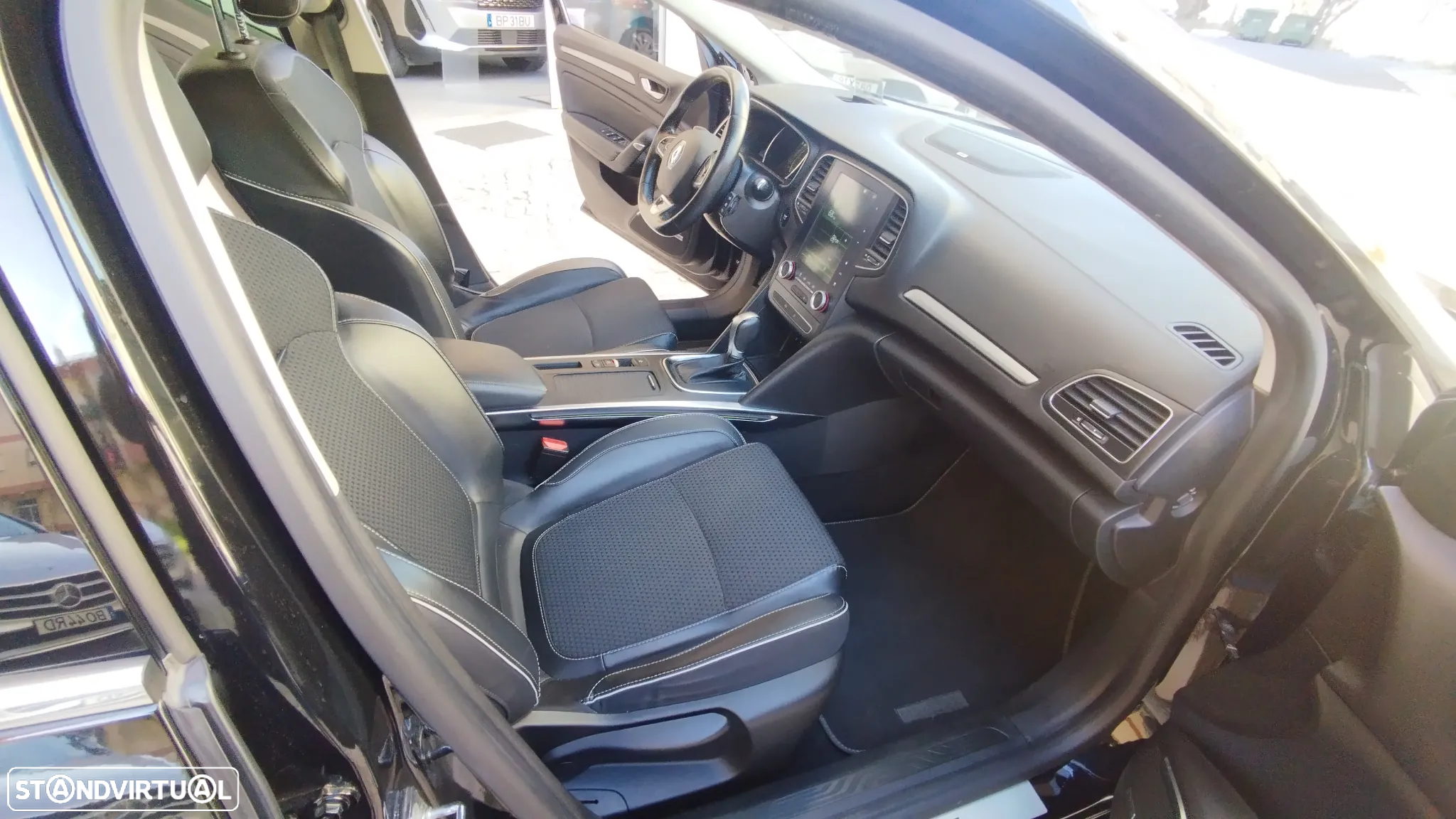 Renault Mégane 1.5 dCi Bose Edition EDC J18 - 16