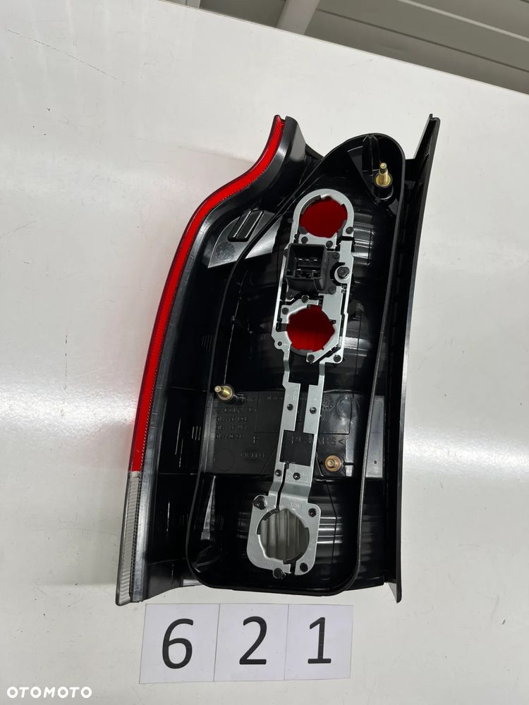 Lampa tył prawa Volvo V70 EU 9154498, 9474851 - 3