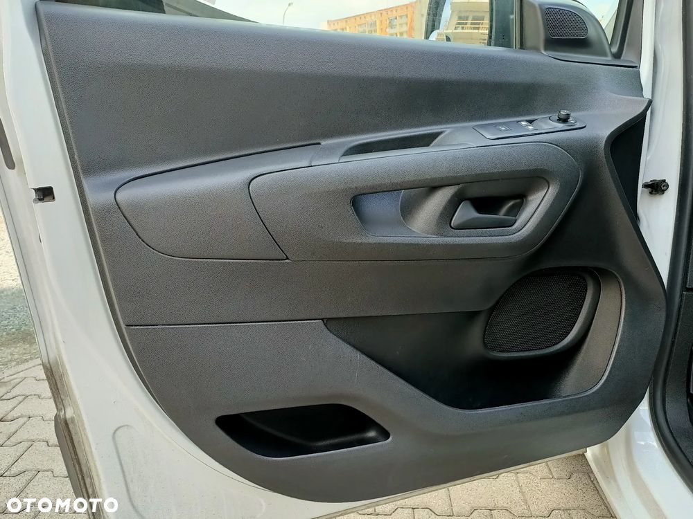 Toyota Proace City Van - 20