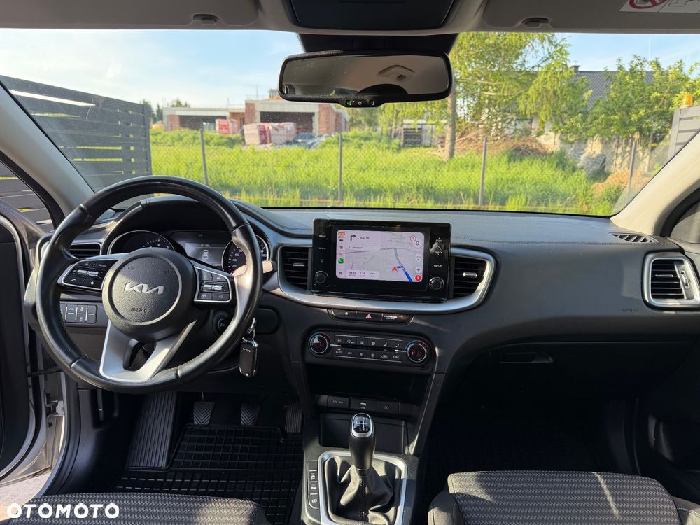 Kia Ceed 1.5 T-GDI M - 38