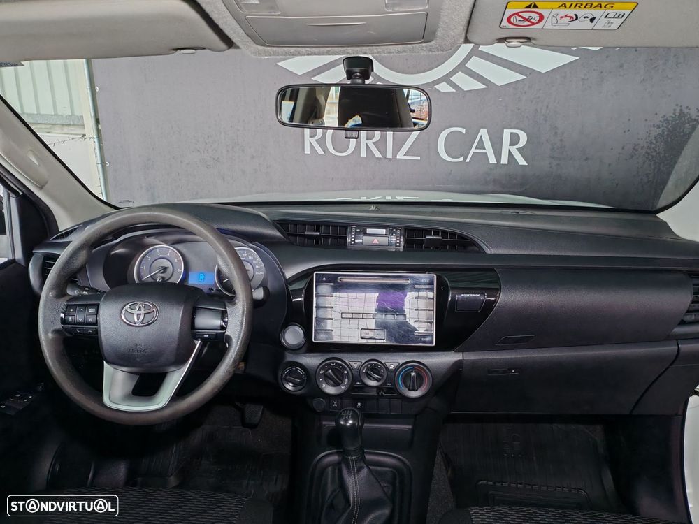 Toyota Hilux - 11