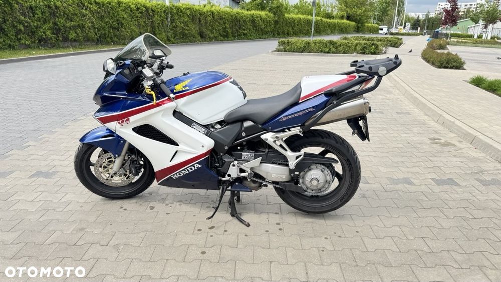 Honda VFR - 1