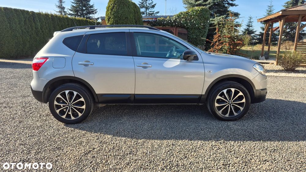 Nissan Qashqai 2.0 Tekna Premium CVT - 8