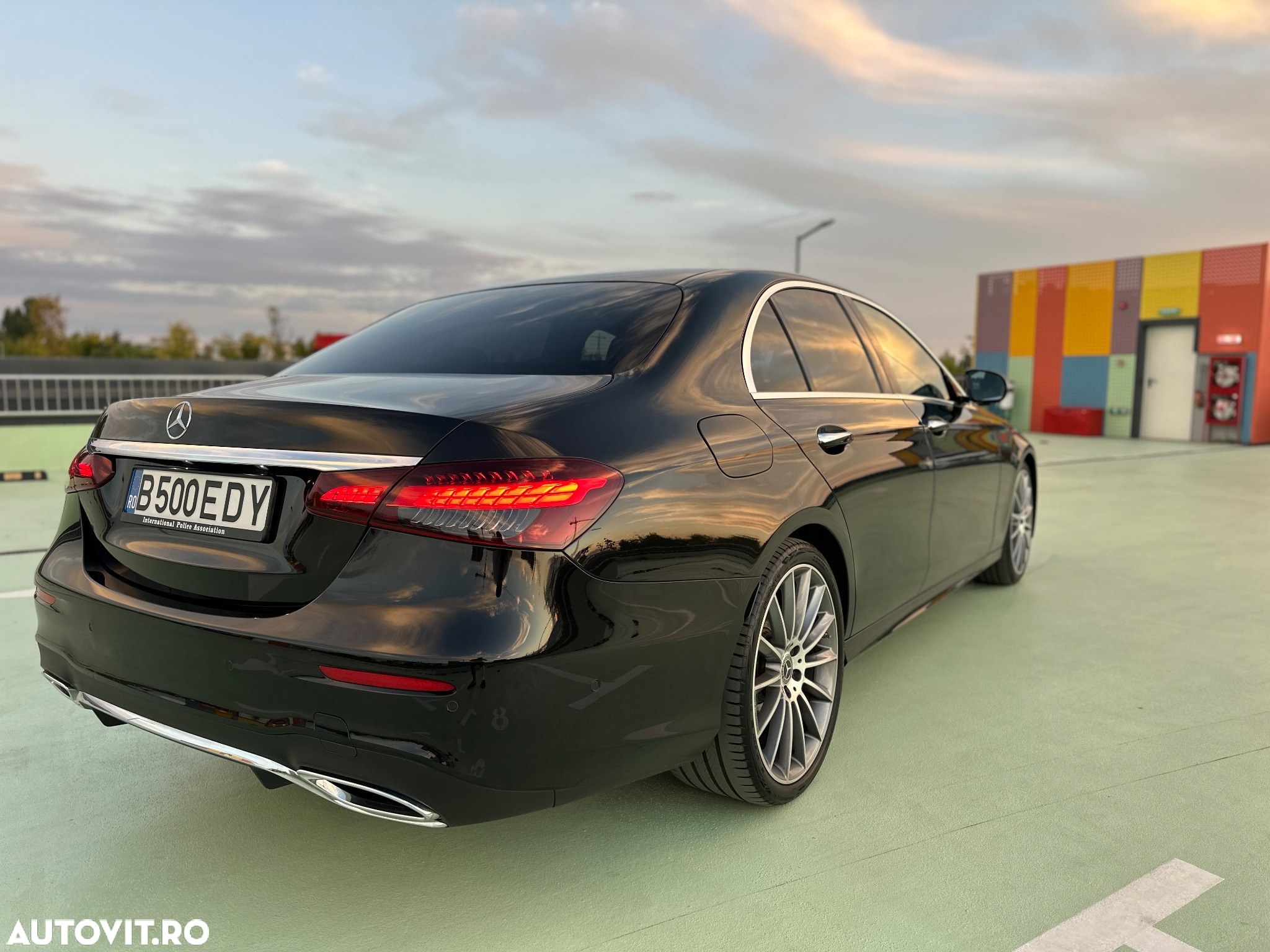 Mercedes-Benz E 220 d Aut. - 22