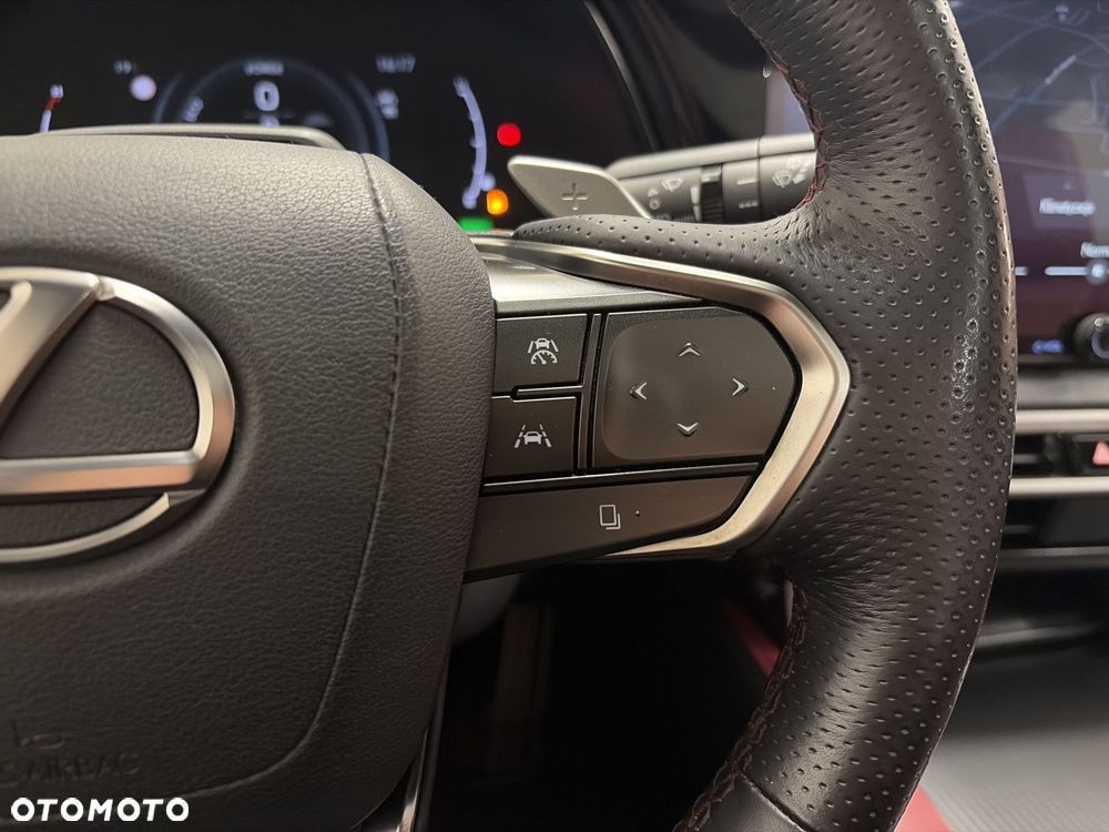 Lexus RX - 16