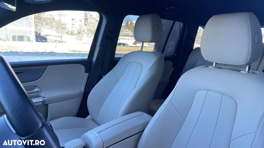 Mercedes-Benz EQB 350 4MATIC - 11