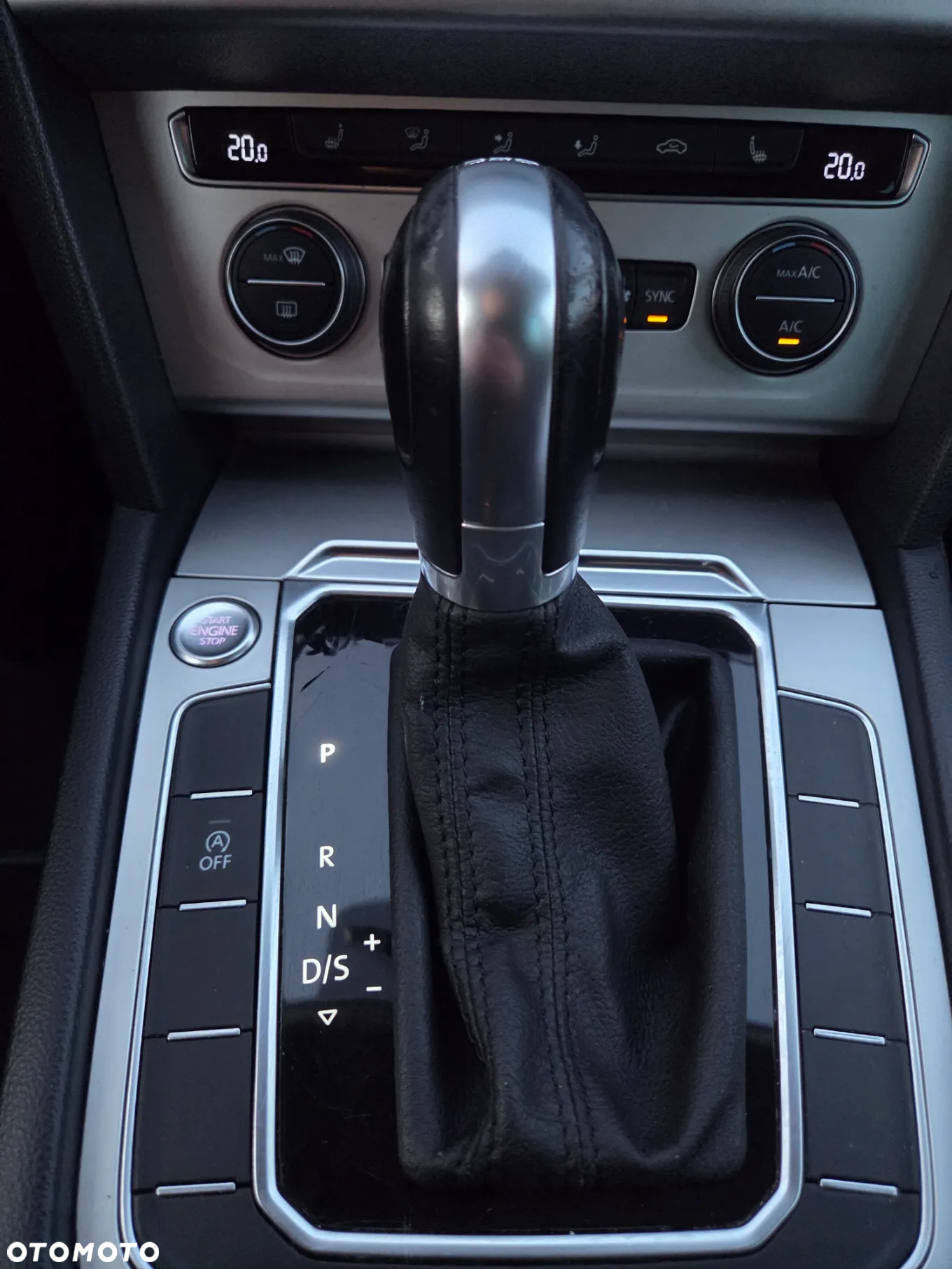 Volkswagen Passat - 28