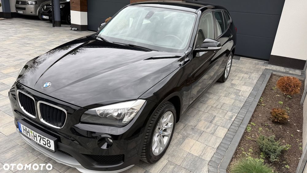 BMW X1 sDrive18d - 12
