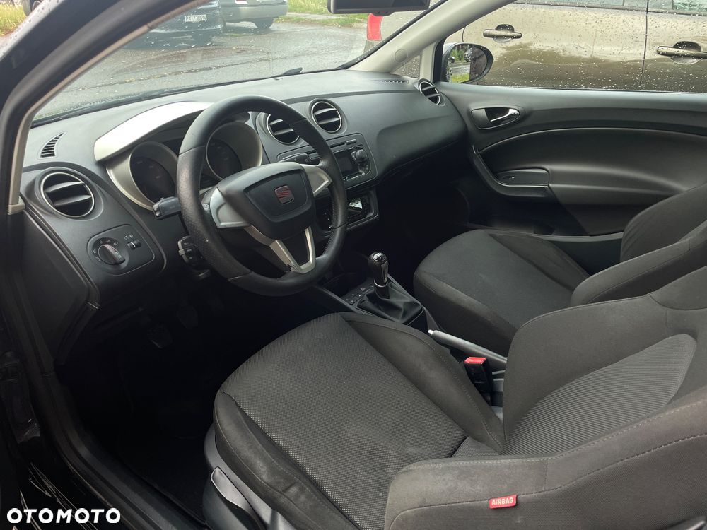 Seat Ibiza SC 1.6 16V Sport - 8