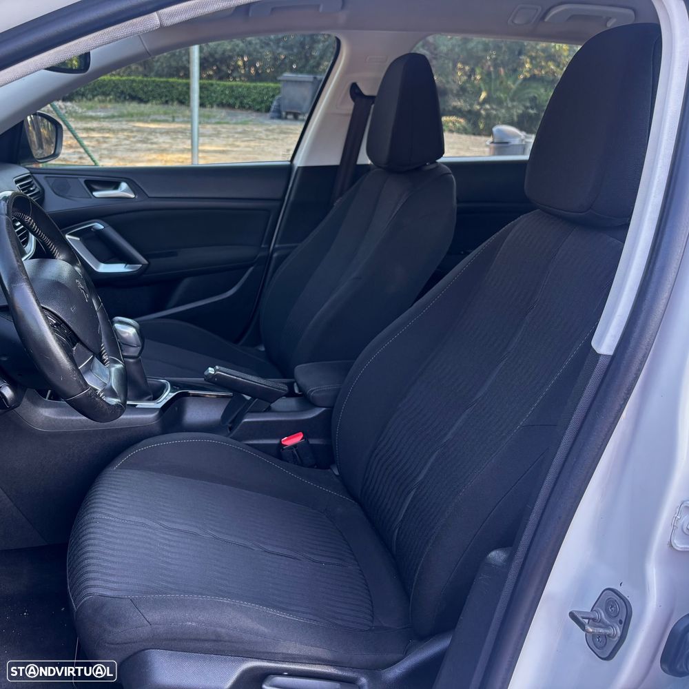 Peugeot 308 SW - 7