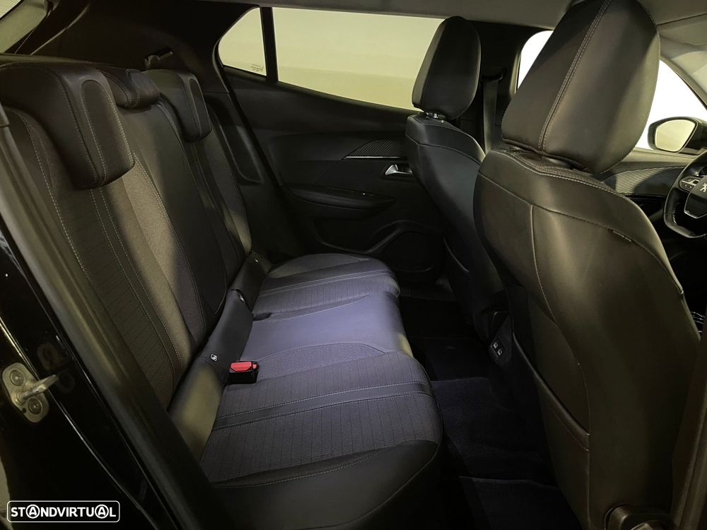 Peugeot 2008 1.5 BlueHDi Allure EAT8 - 15