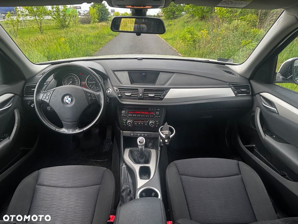 BMW X1 xDrive18d xLine - 15